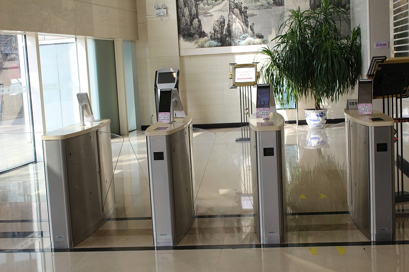 新建工廠人臉訪客機的優勢在哪里？