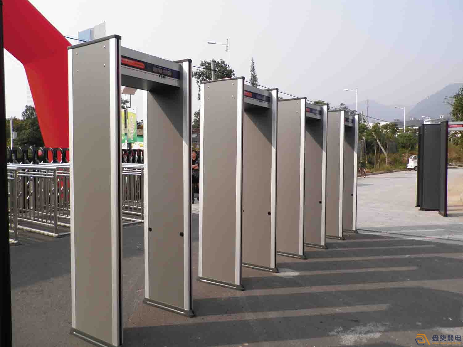 廠(chǎng)區(qū)車(chē)輛出入口解決方案